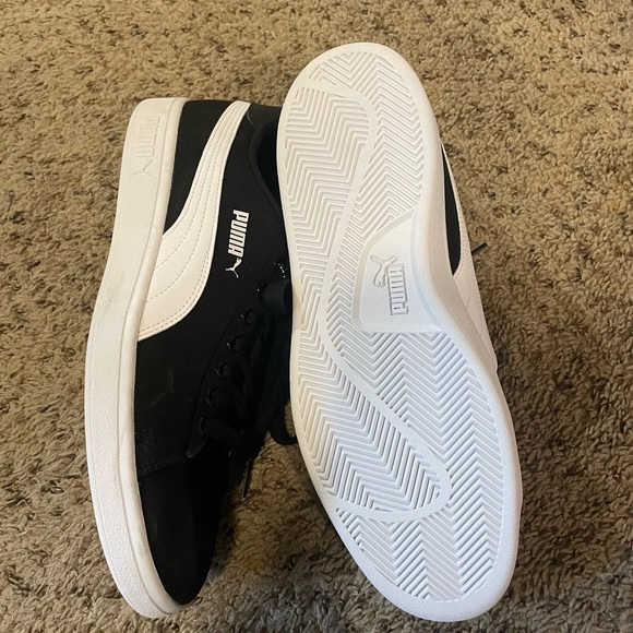 Brand New 🤩 Puma classic sneakers - Picture 3 of 4